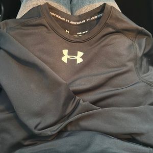 Youth Medium tight fit top cold gear